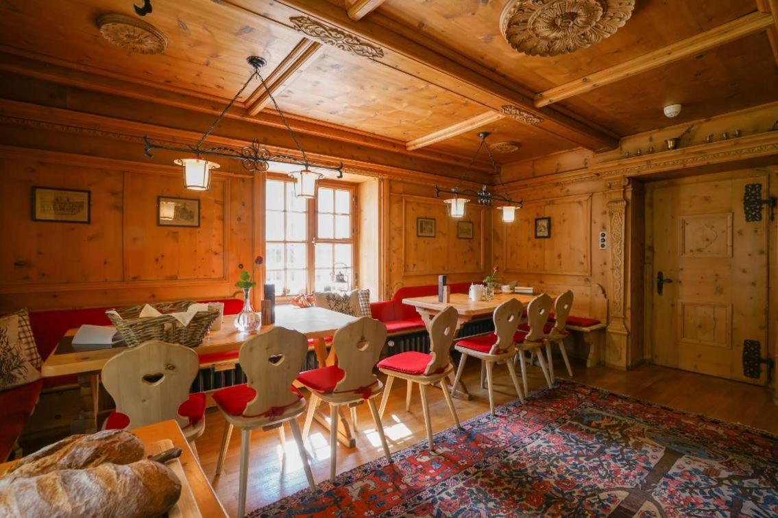 Gasthaus & Hotel Berninahaus Pontresina Dış mekan fotoğraf