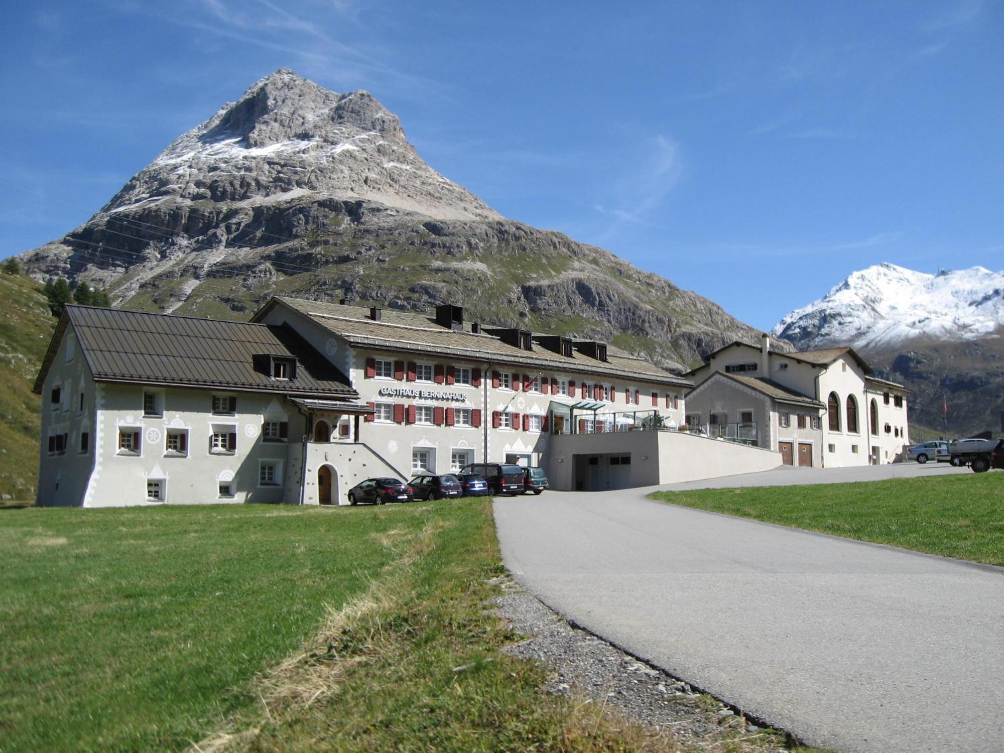 Gasthaus & Hotel Berninahaus Pontresina Dış mekan fotoğraf